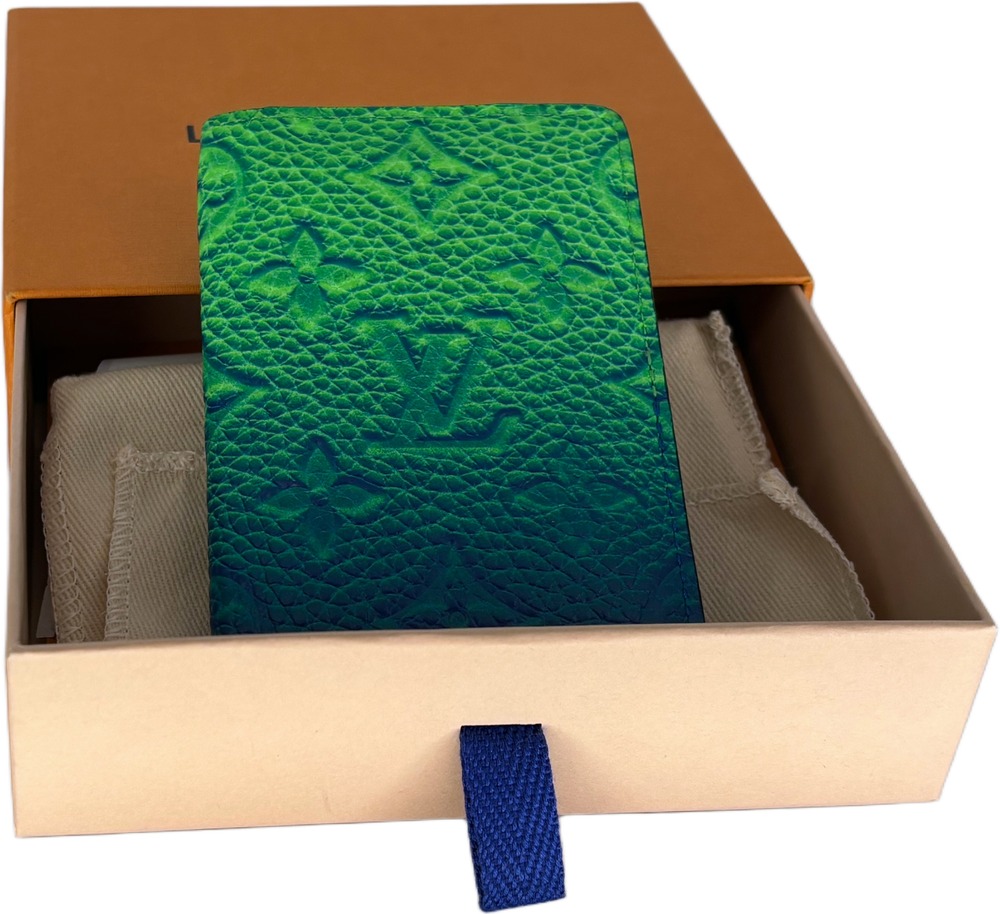 LV Pocket Organizer Taurillon Illusion SS22